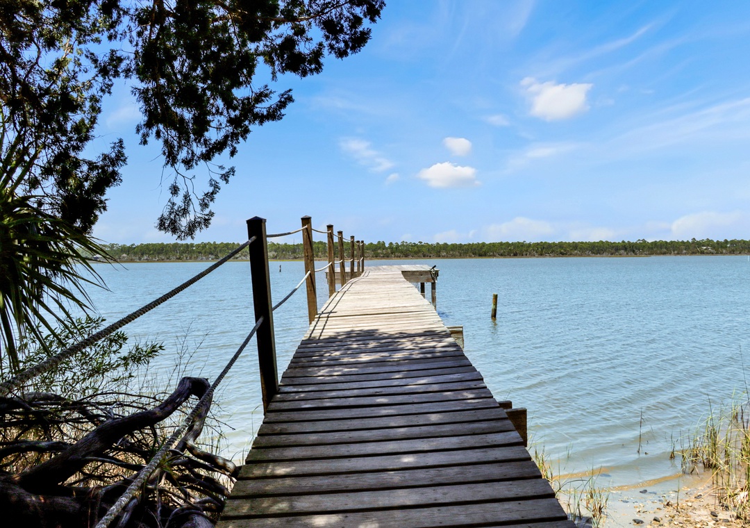 Private Dock into the Lagoon