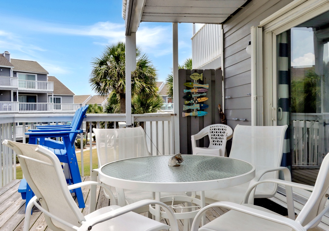 Main Level Deck - Outdoor Dining