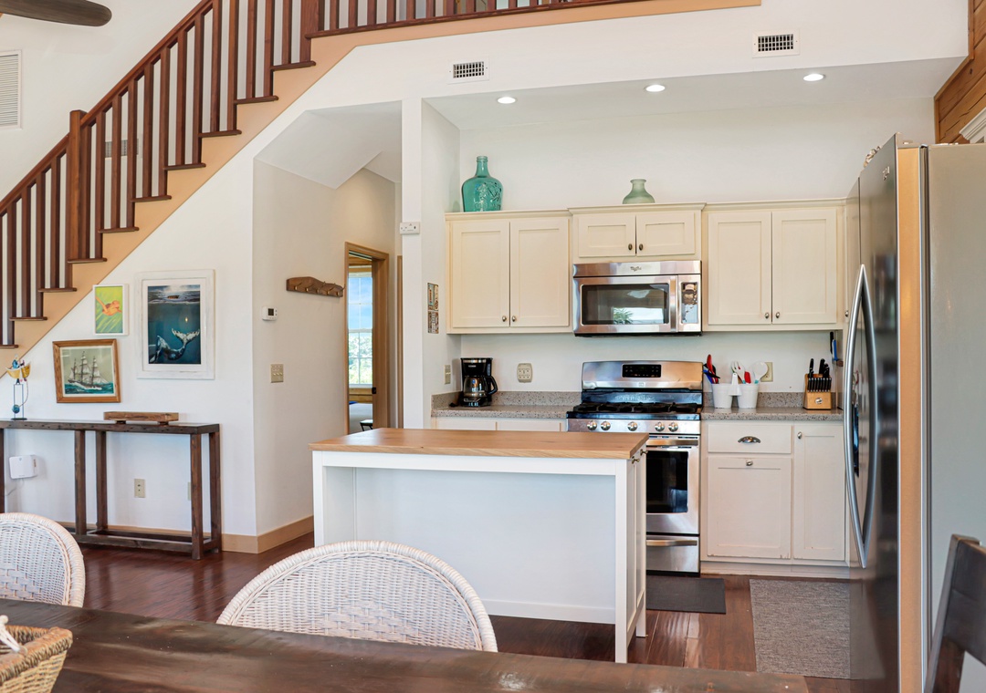 Dining Area and Kitchen