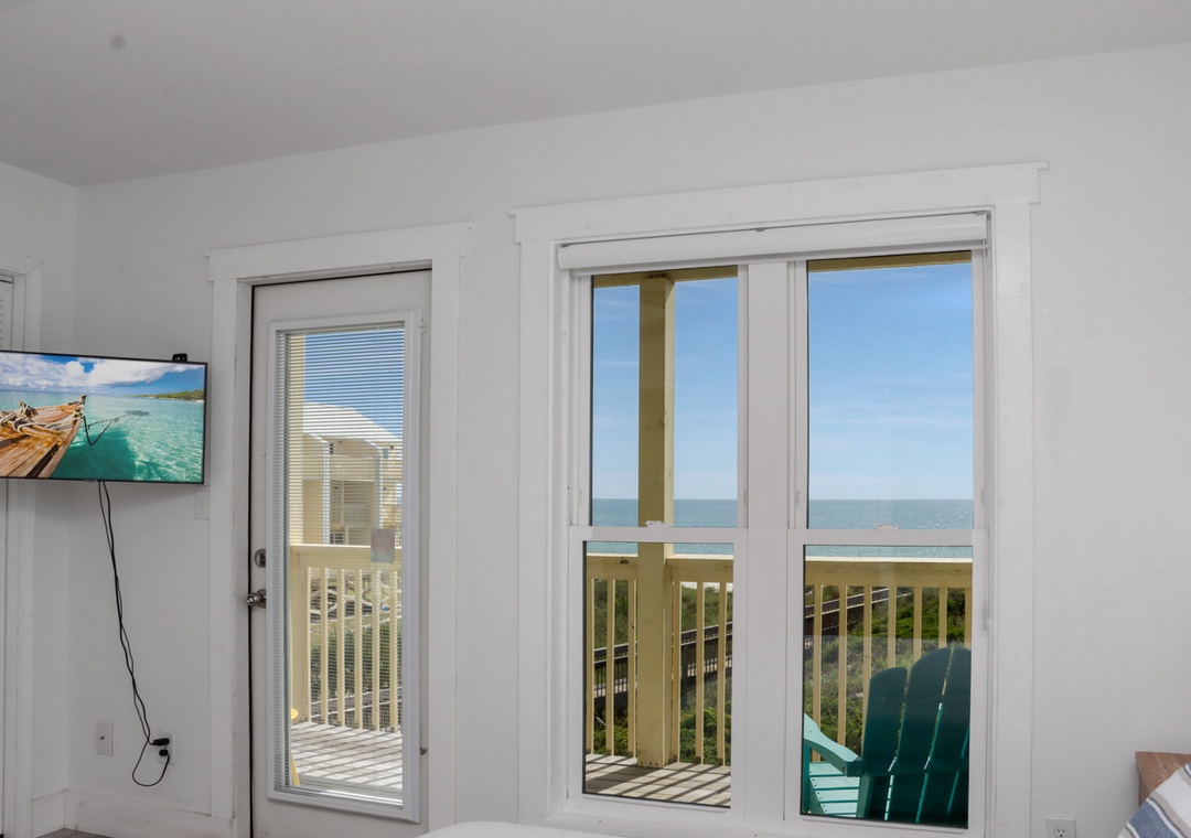 Bedroom 1 - Master Bedroom Beach View