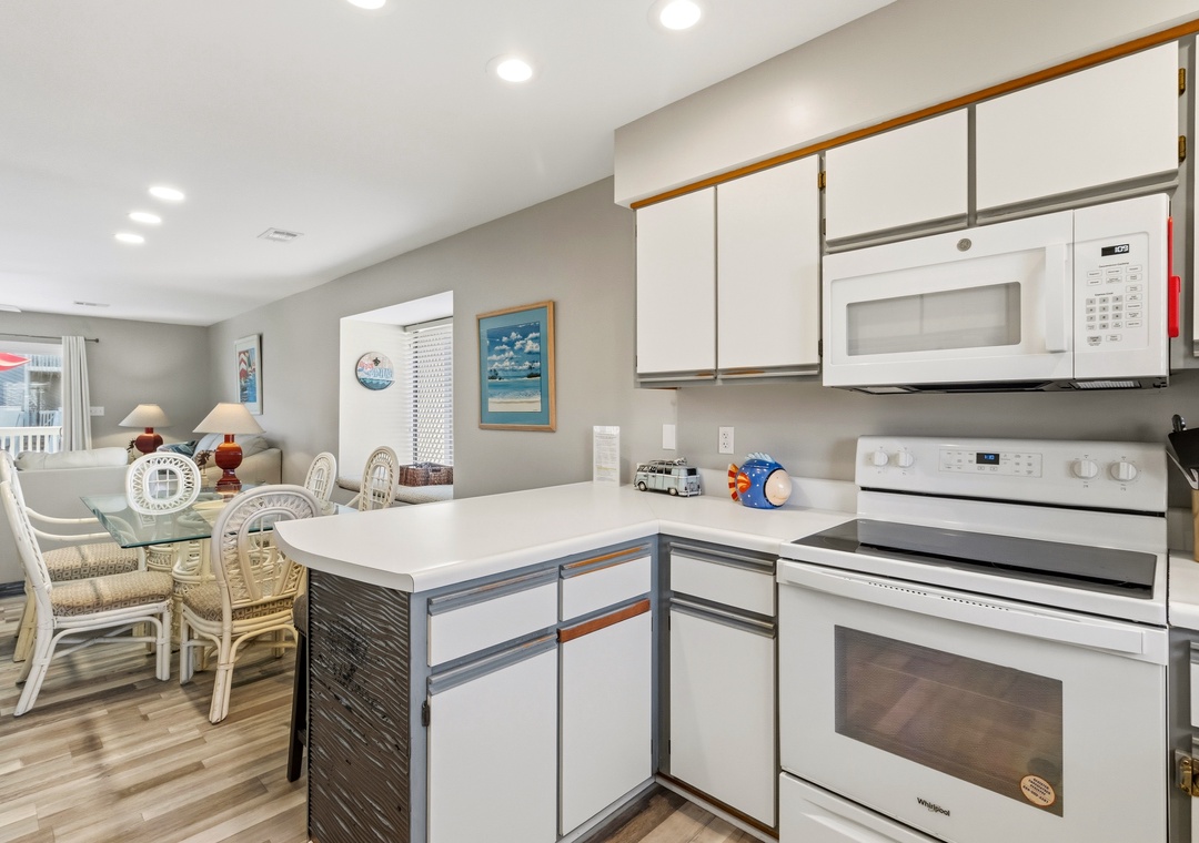 Seaclusion Kitchen 2