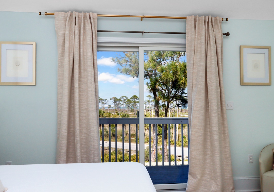 Master Bedroom 1 - Bay View