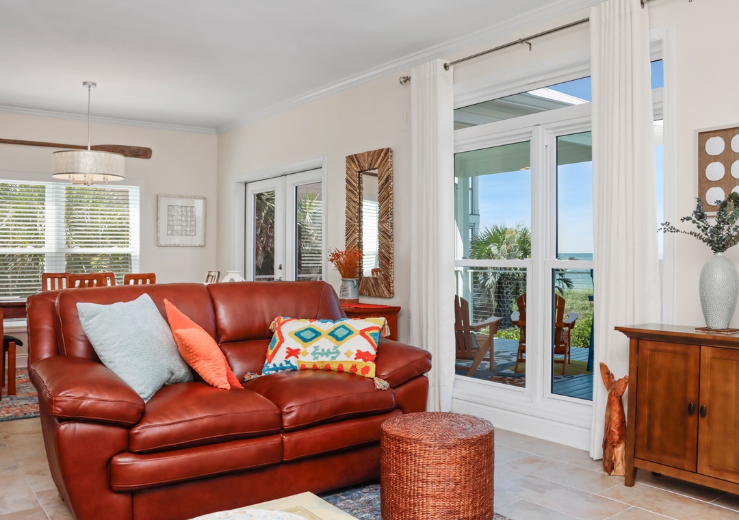 Beach Front Living and Dining Area
