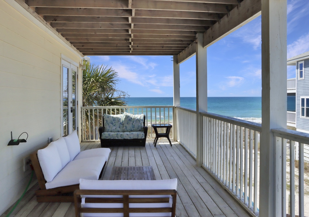 First Floor Furnished Deck