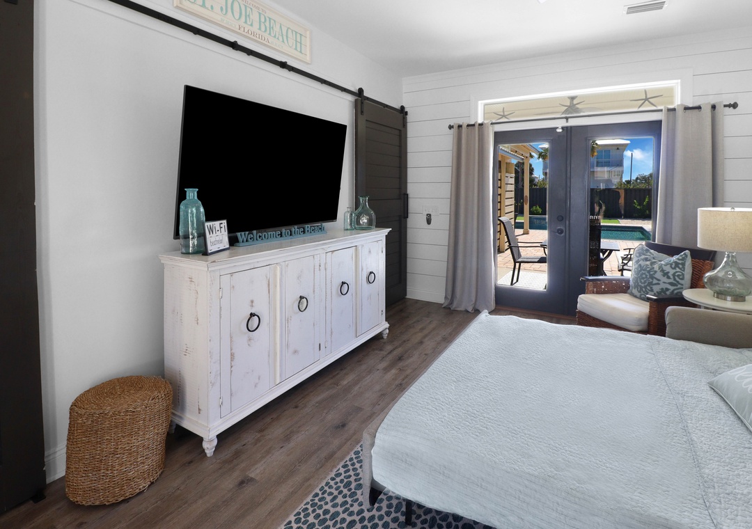 Shellfish Cottage Second Living Space with Sleeper Sofa 2