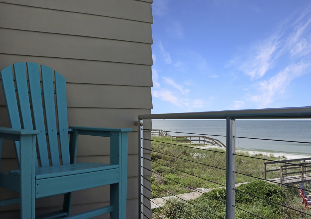 Bedroom 2 - Beach Front Deck