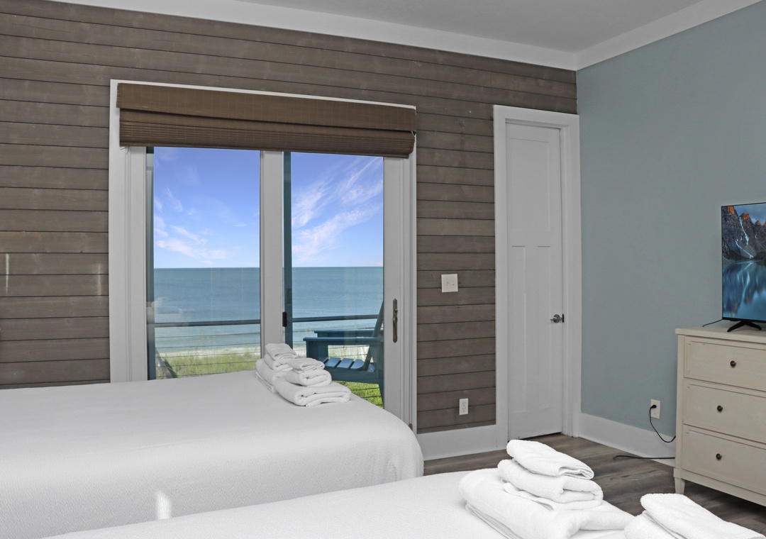 Bedroom 2 with Beach Front Deck