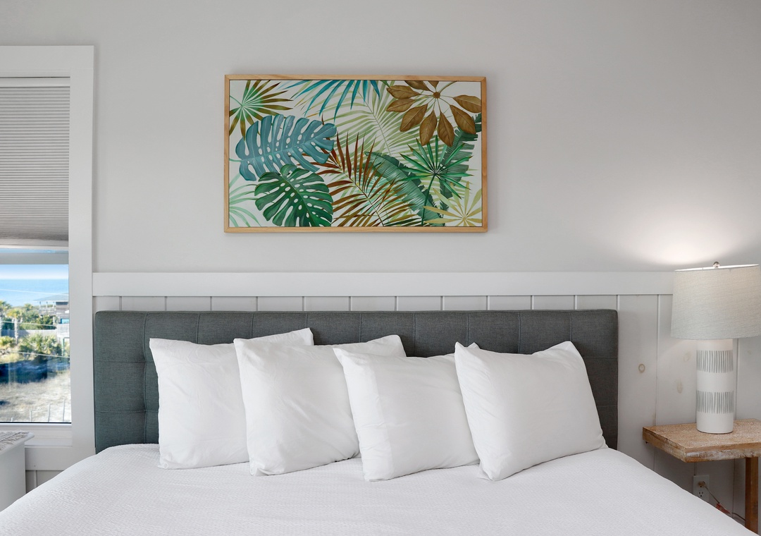 Bedroom 4 - King Bed