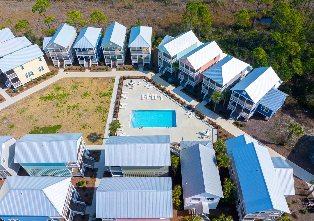 Aerial view of Barefoot Cottage