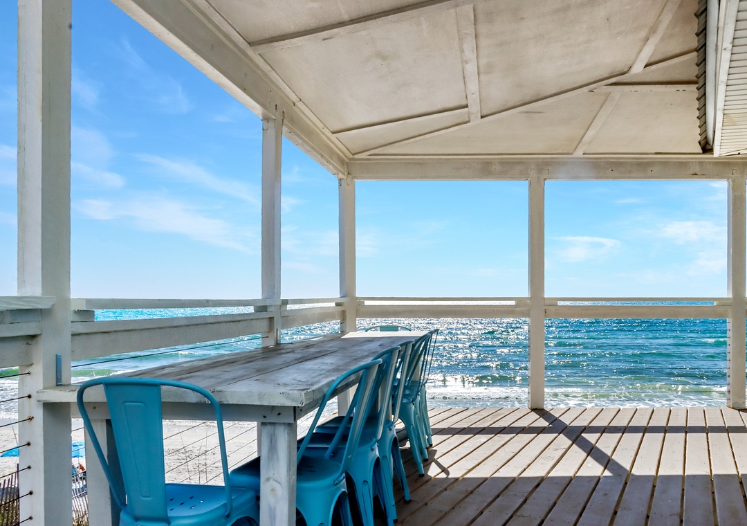 Bar Dining on Beach Front Deck