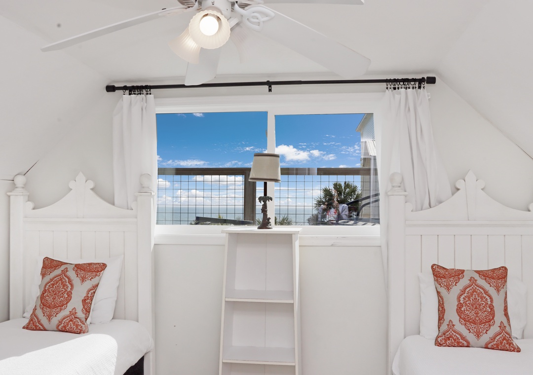 Bedroom 4 - Beach View