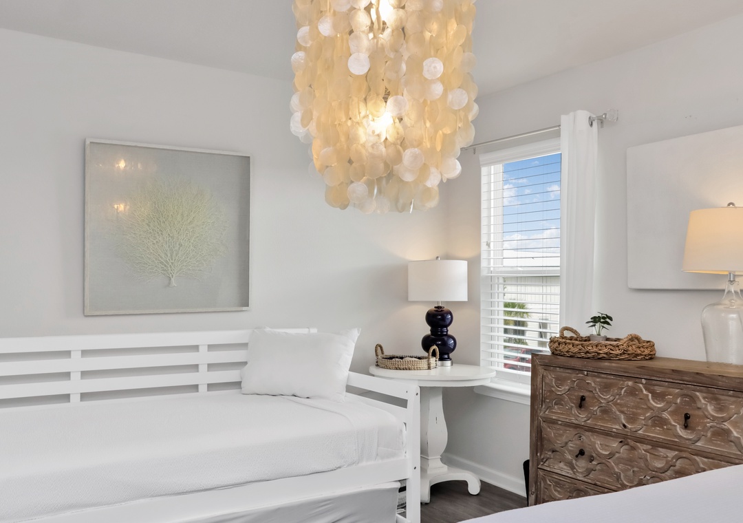 Bedroom 3 - Day Bed