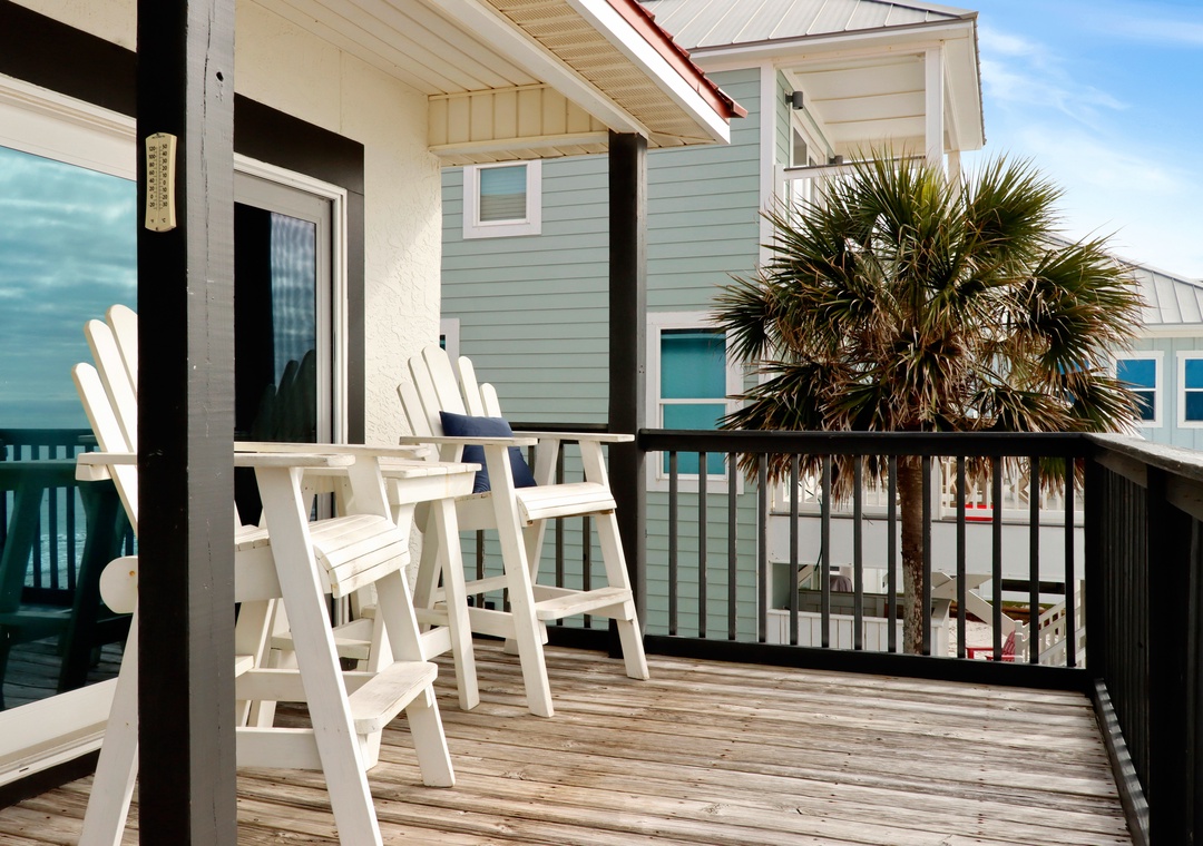 Beachfront Deck - Covered and Open (1)