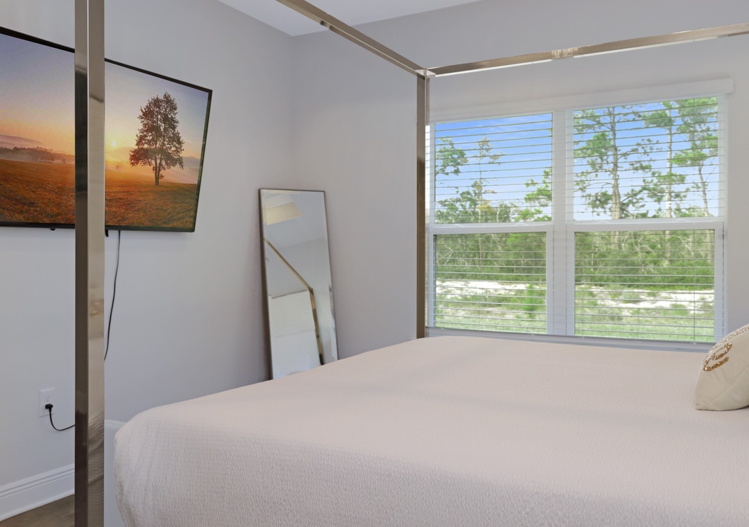 Bedroom 4 with TV