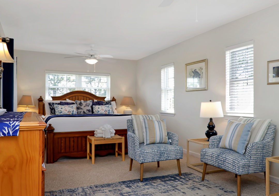 Bedroom 3 - Master Bedroom with Sitting Area