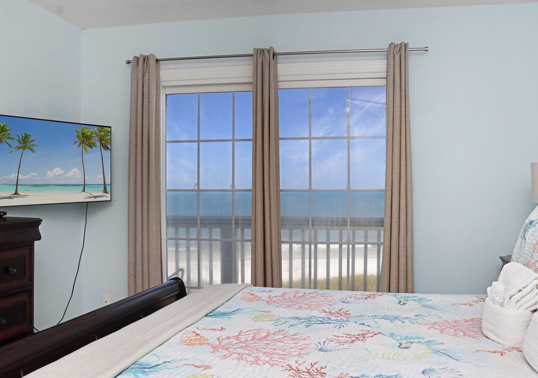 Bedroom 2 - Beach View and TV