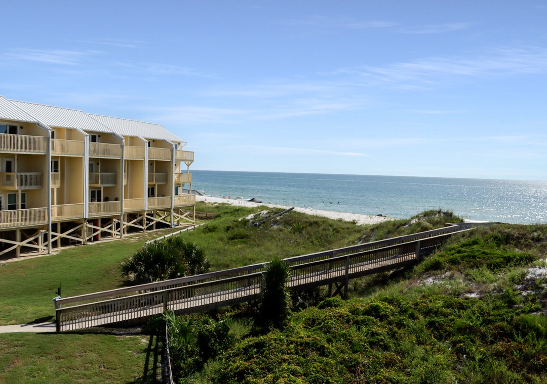 Community Boardwalk to Beach