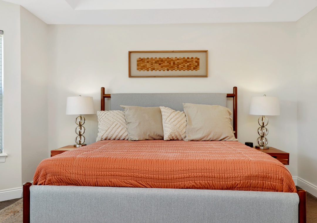 Bedroom 1 - King Bed