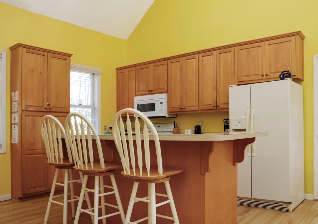 Kitchen Island with Bar Seating