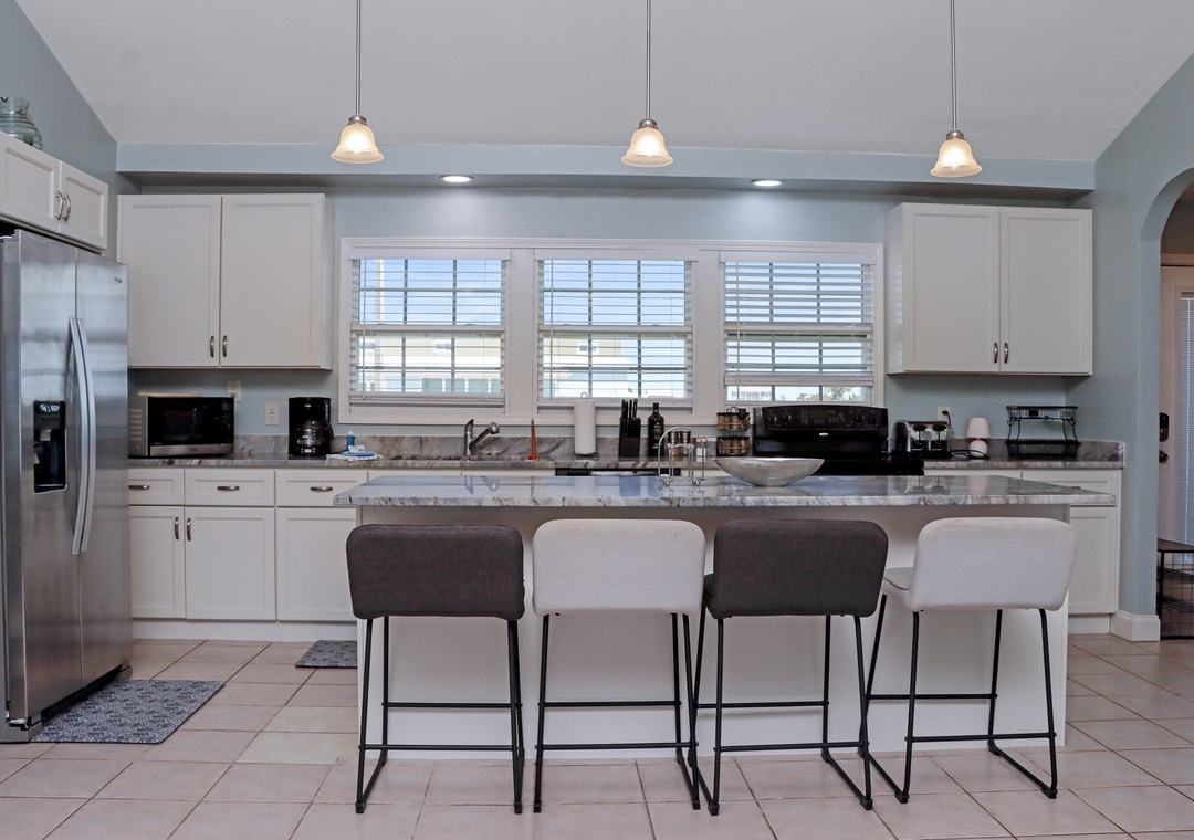 Kitchen Island with Bar Seating