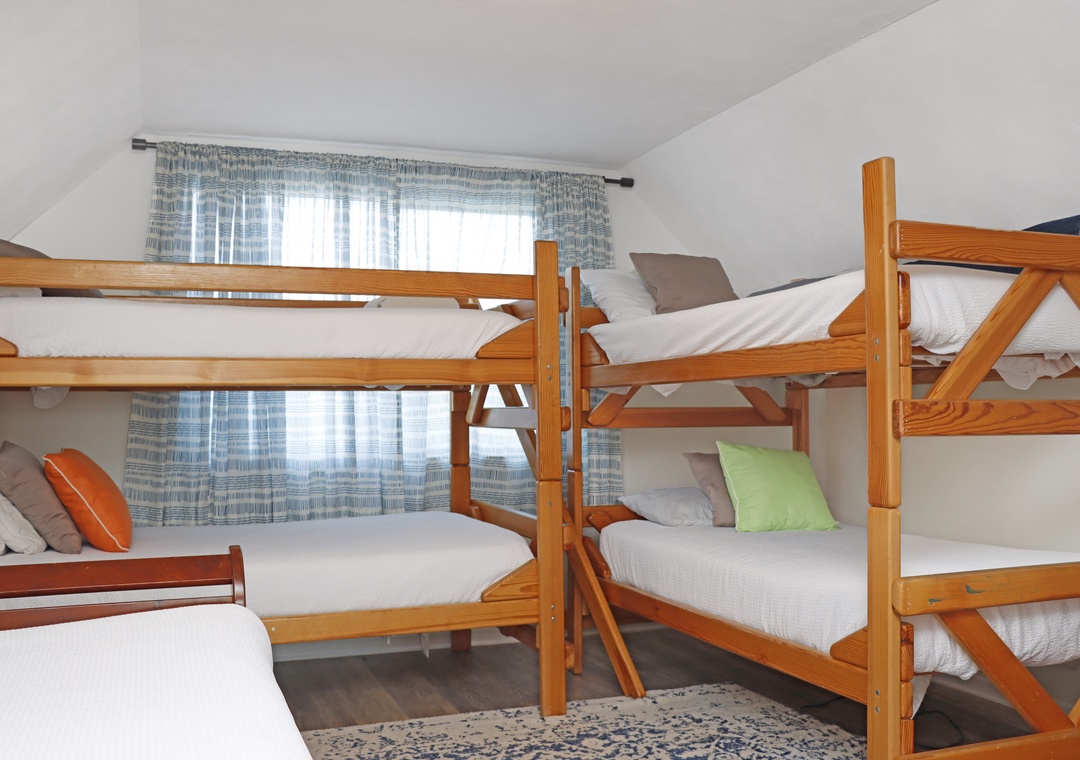 Bedroom 3 with Double Bunks
