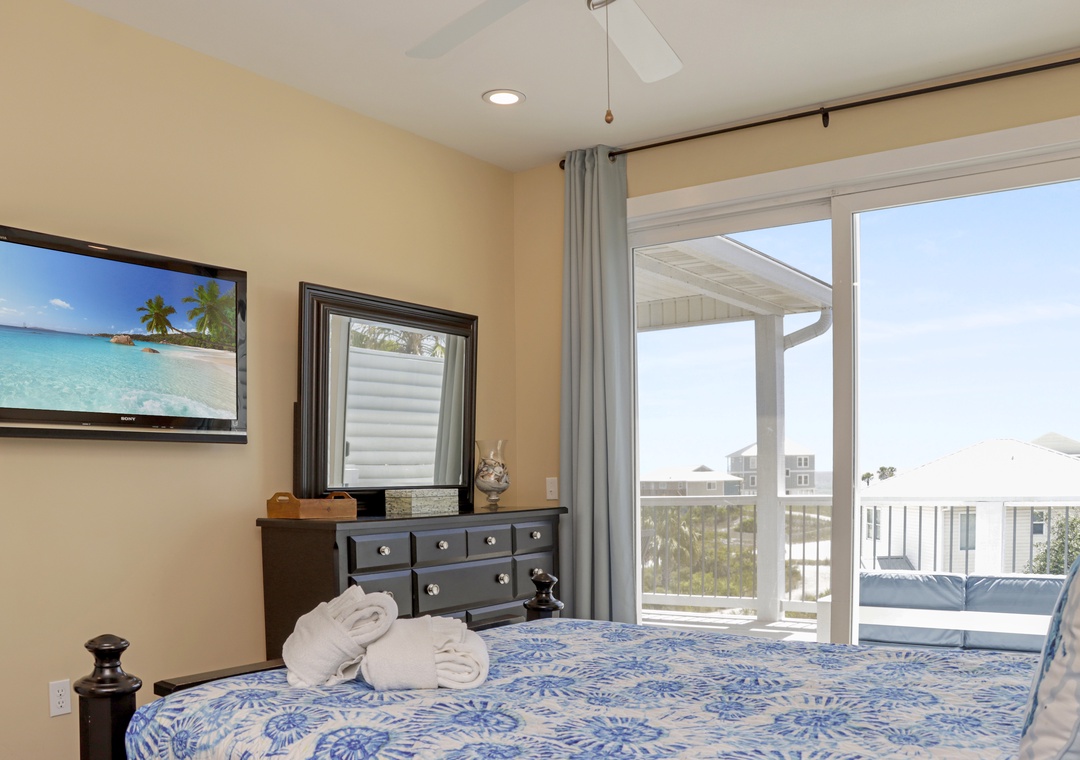 Bedroom 3 - TV and Beach View