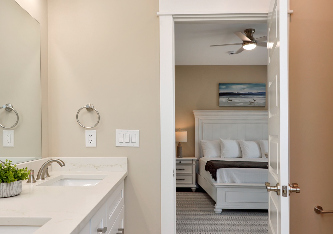 Bedroom 3 - Master Bath