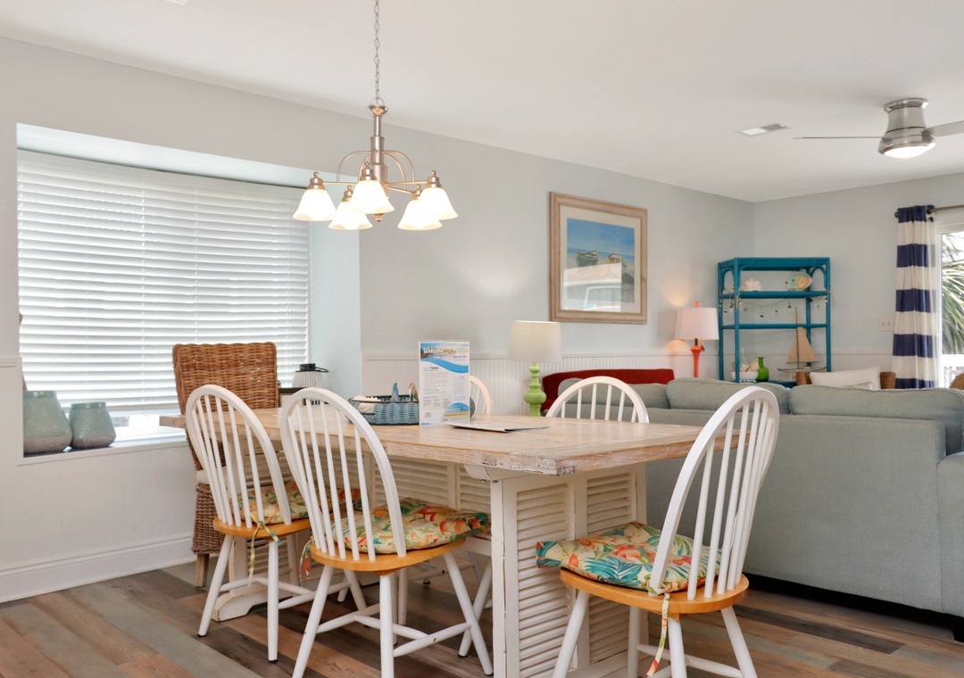 Dining Area (1)