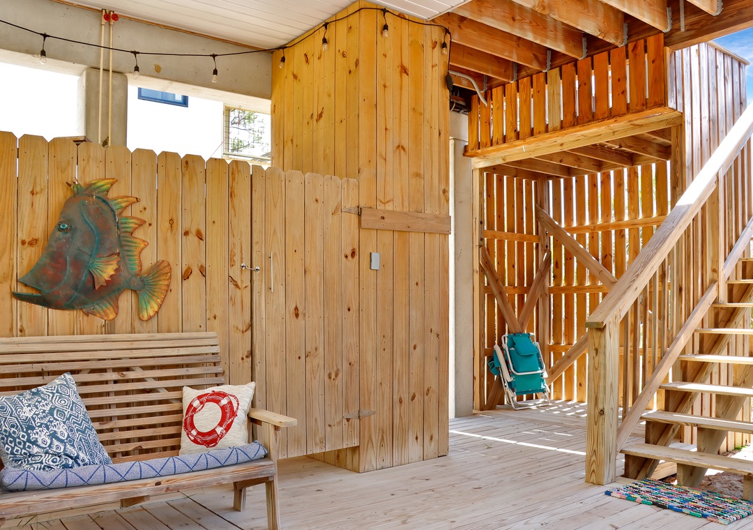 Enclosed Outdoor Shower