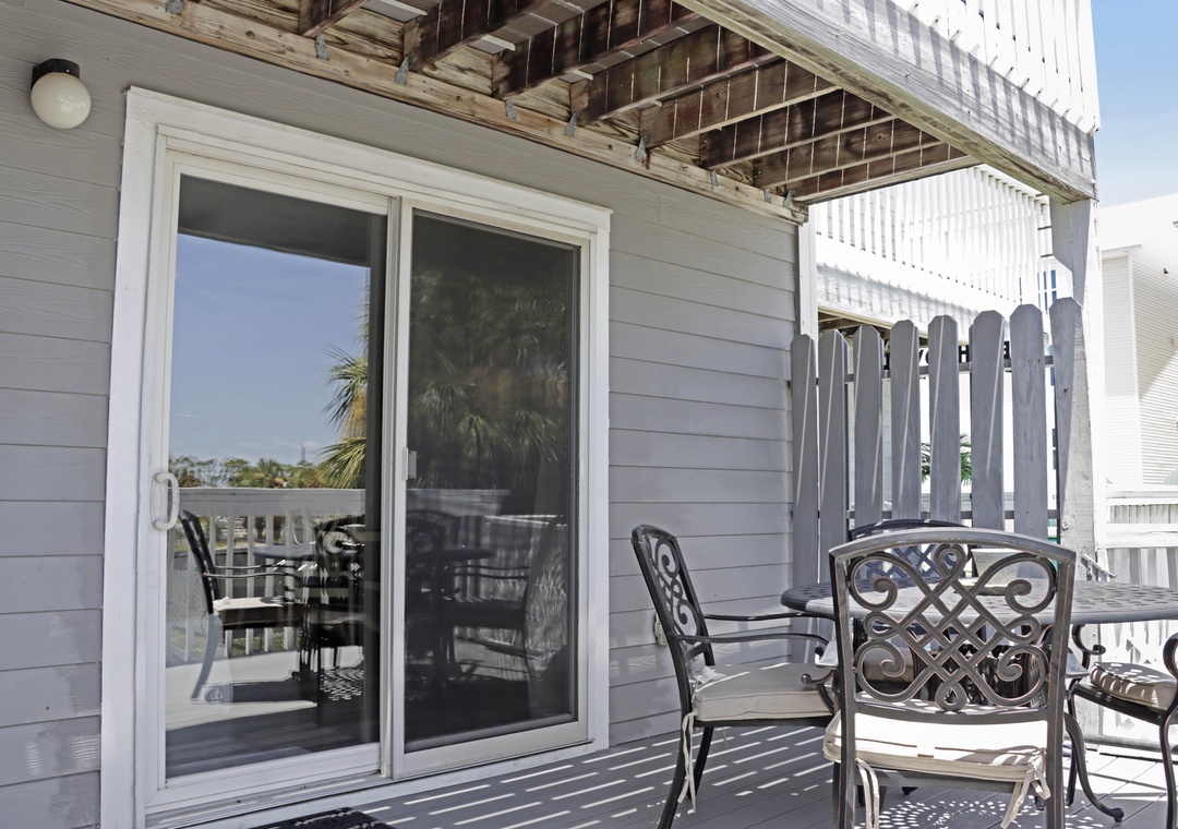 Main Floor Deck