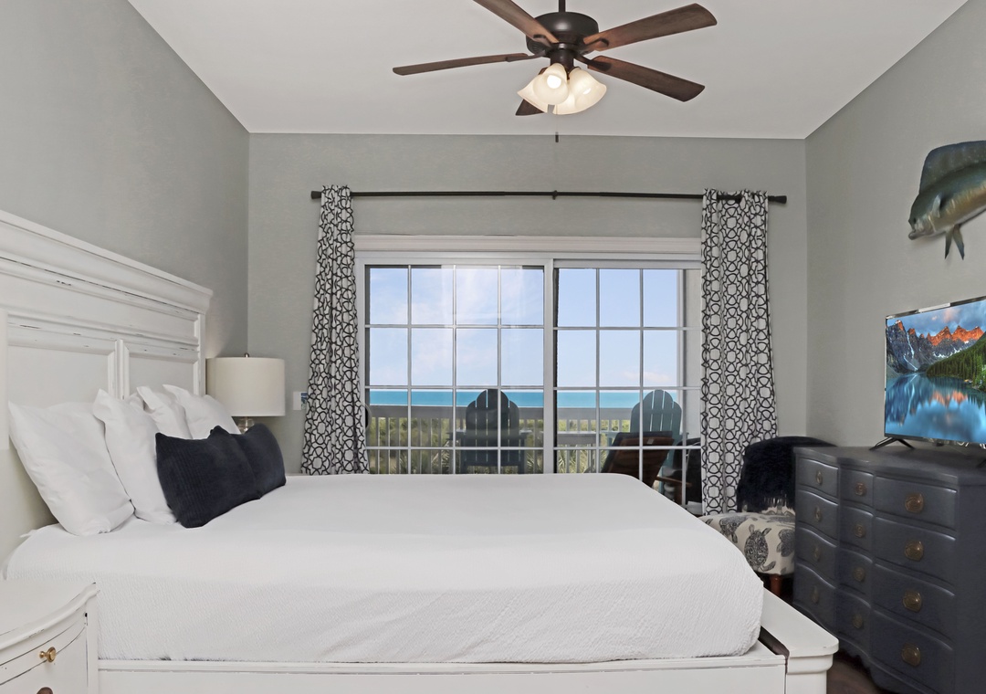 Bedroom 3 - Beach Front Master Bedroom