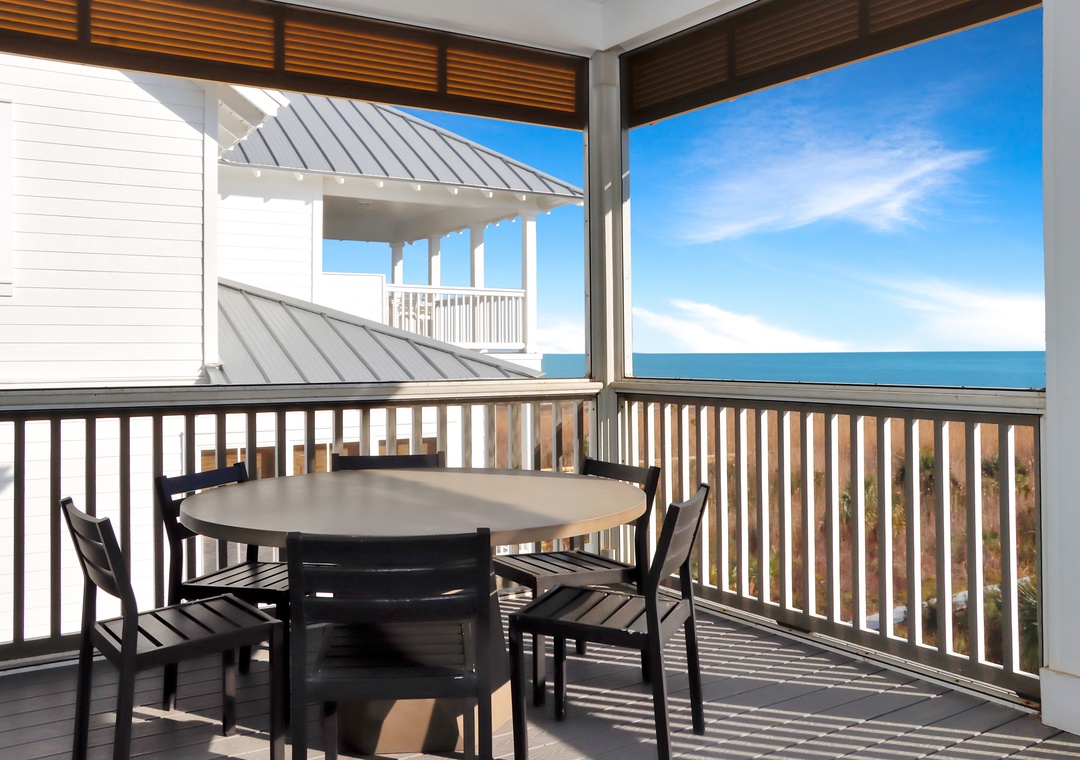 Additional Outdoor Dining on Screened Deckj