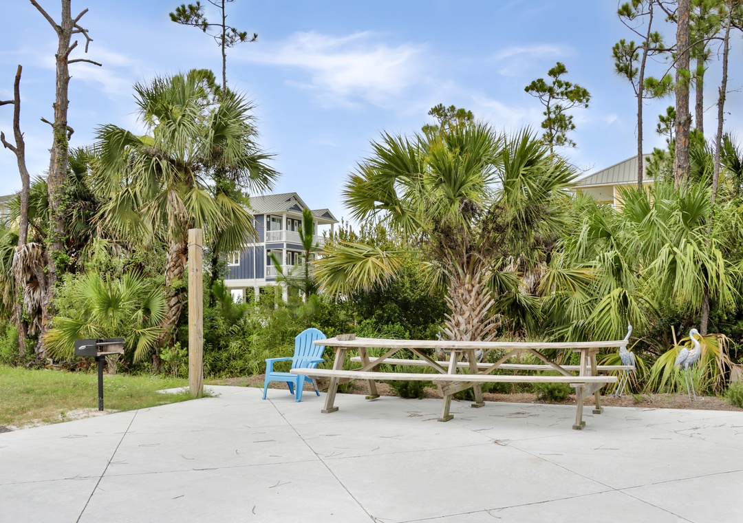 Picnic and Grilling Area with Outdoor Shower