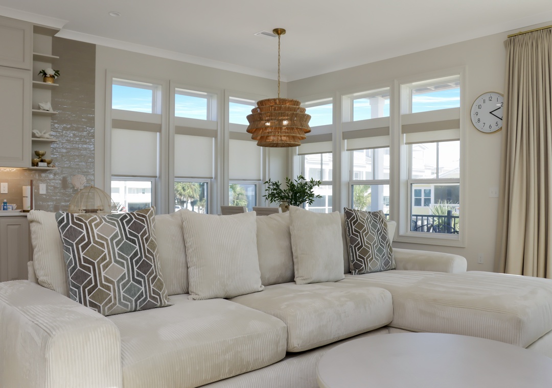 Living Room - Large Sectional