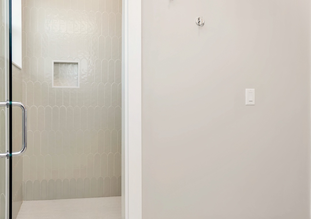 Bedroom 8 - Master Bathroom Shower