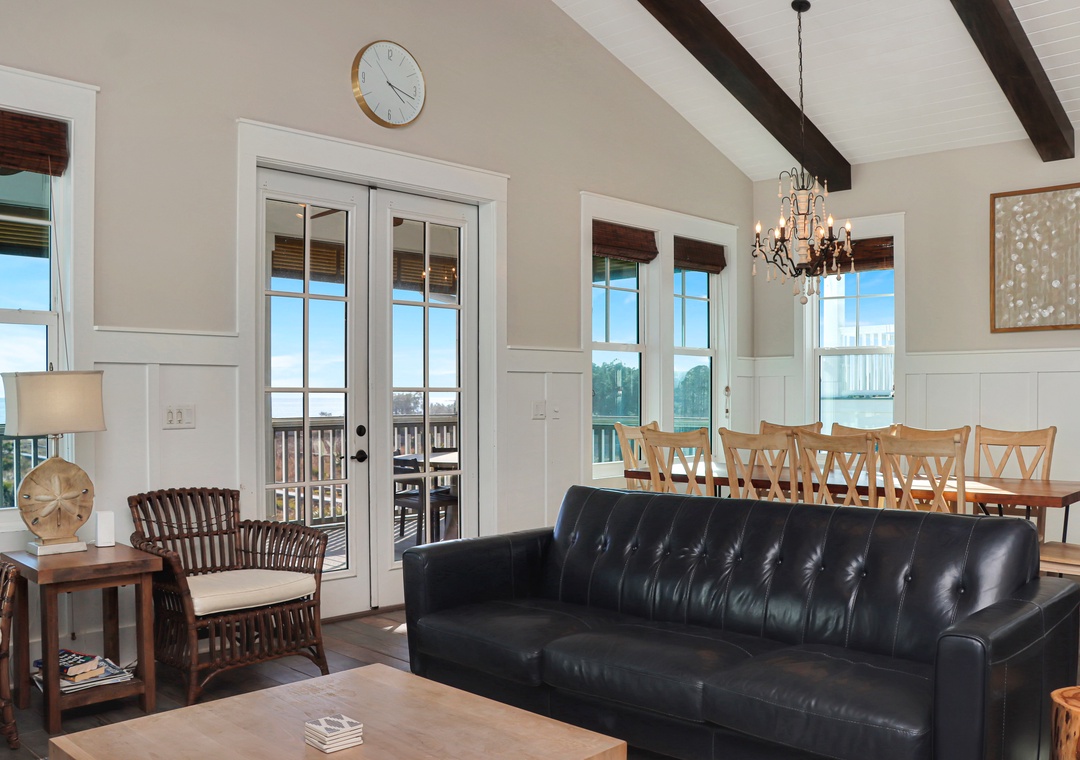 Living and Dining Area