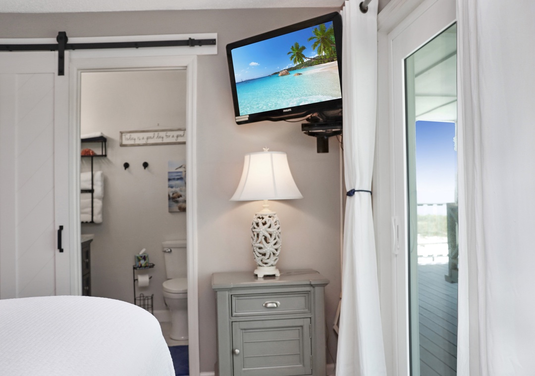 Bedroom 3 with TV, Master Bath and Deck
