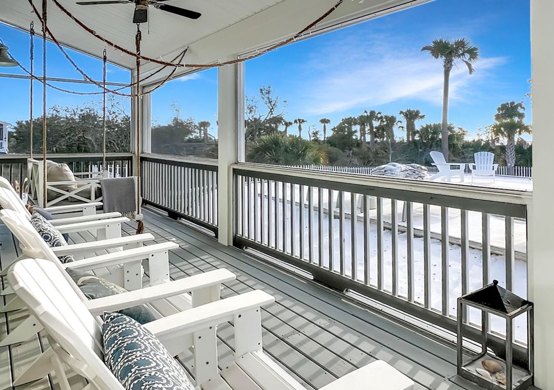 Rear Screened Porch