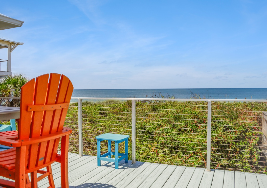 Unobstructed Views with Cable Wire Railings