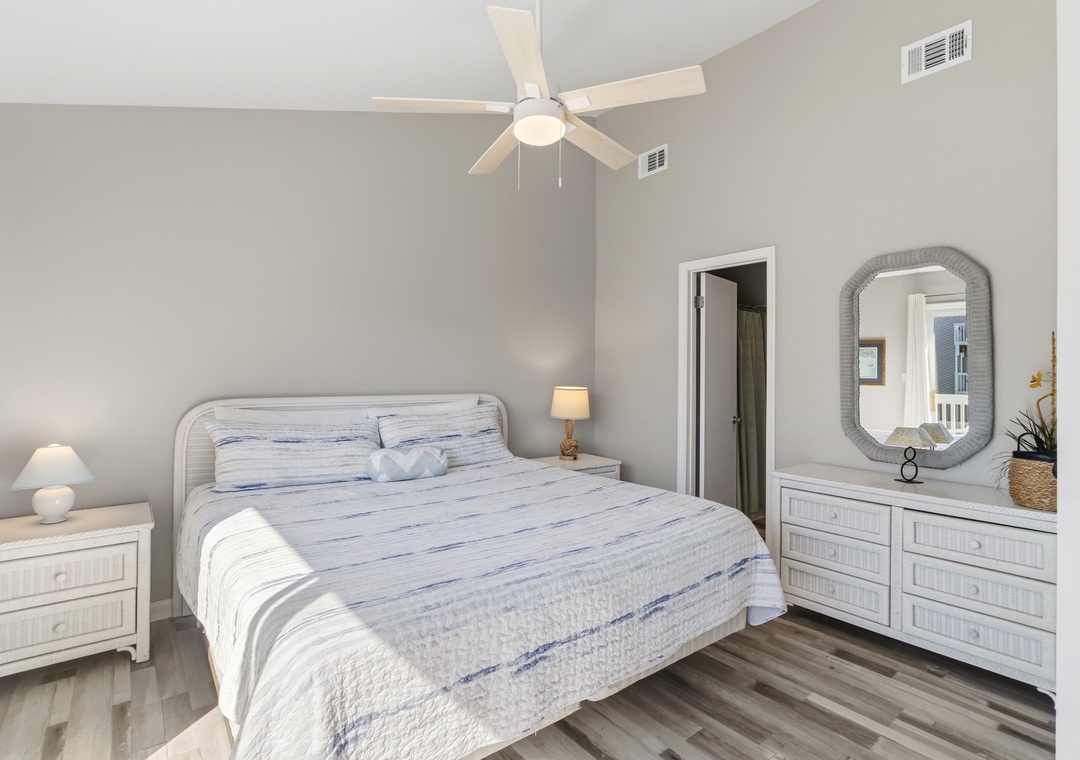Seaclusion Master Bedroom 3