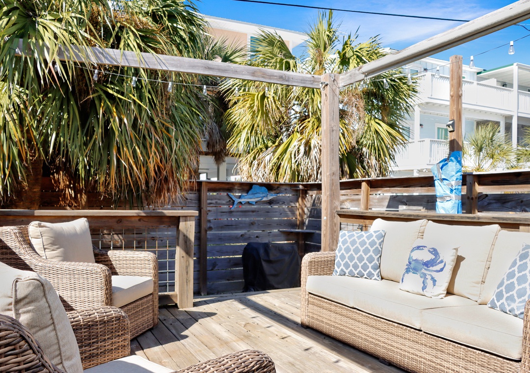 Perfect Deck in Backyard