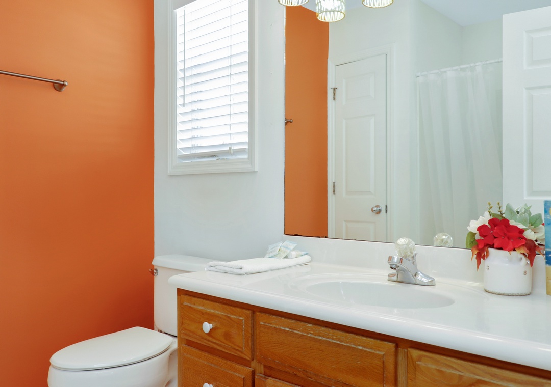 Bedroom 1 - Master Bathroom