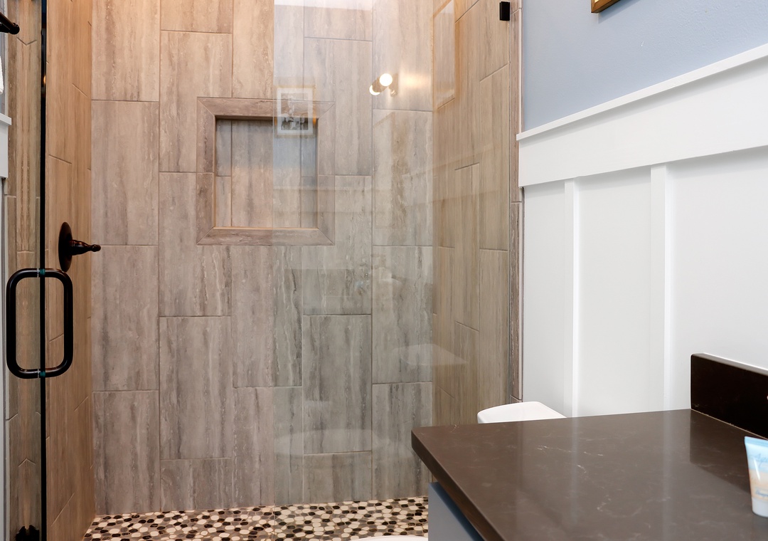 Bedroom 8 - Master Bathroom Shower