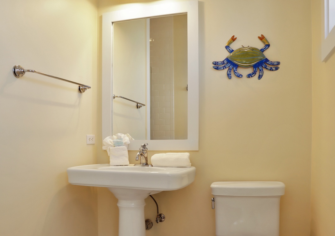 Bedroom 4 - Full Bathroom