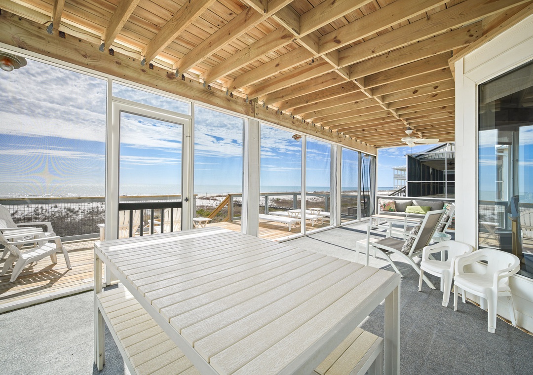 Beachside Screen Porch