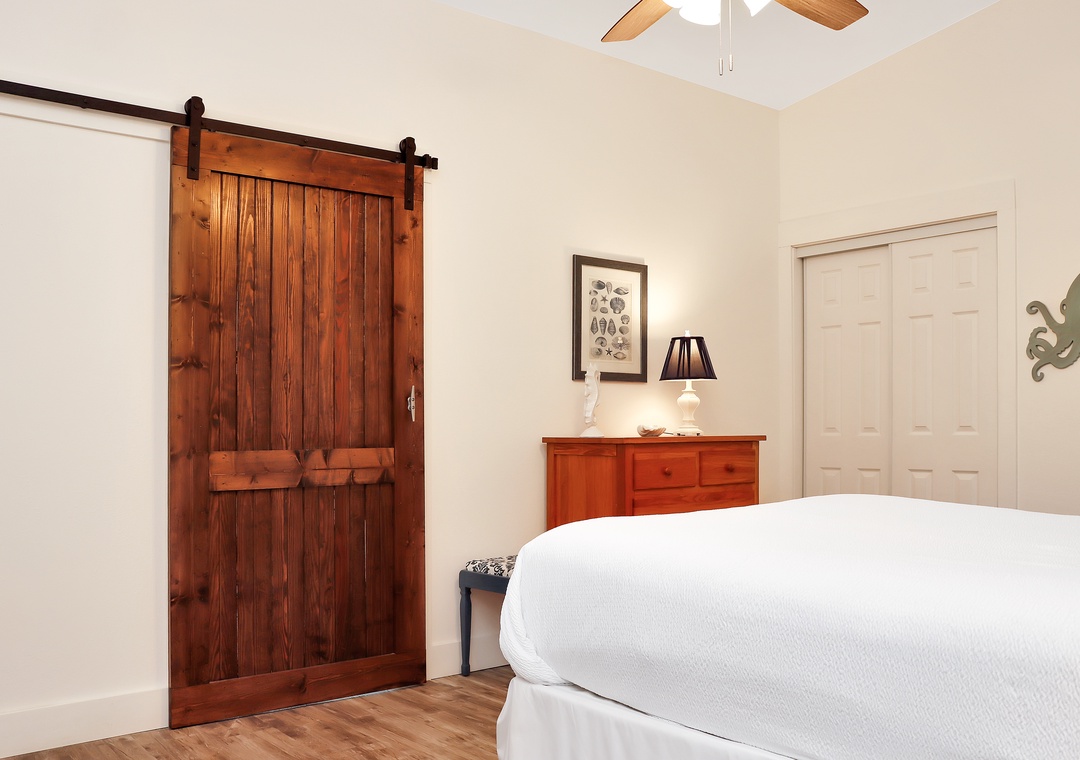 Bedroom 1 - Privacy Door from Bedroom 2