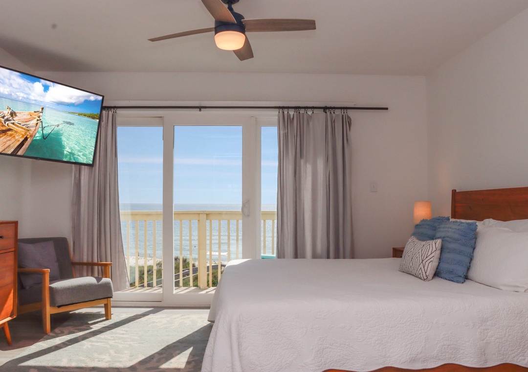 Bedroom 3 - Beach Front Master Bedroom