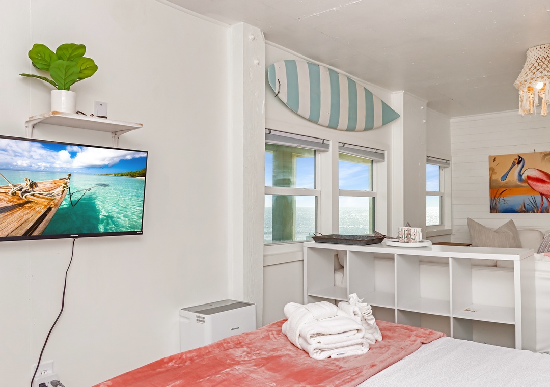 MIL Suite with TV