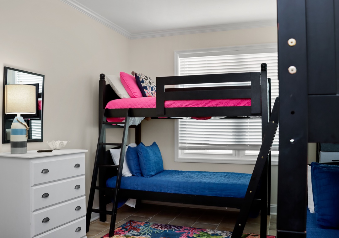 Bedroom 2 - Bunk Room