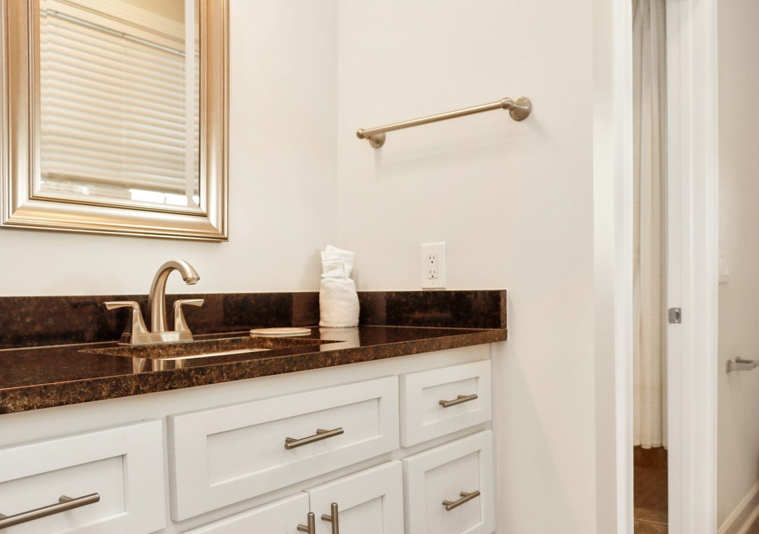 Bedroom 1 - Master Bathroom